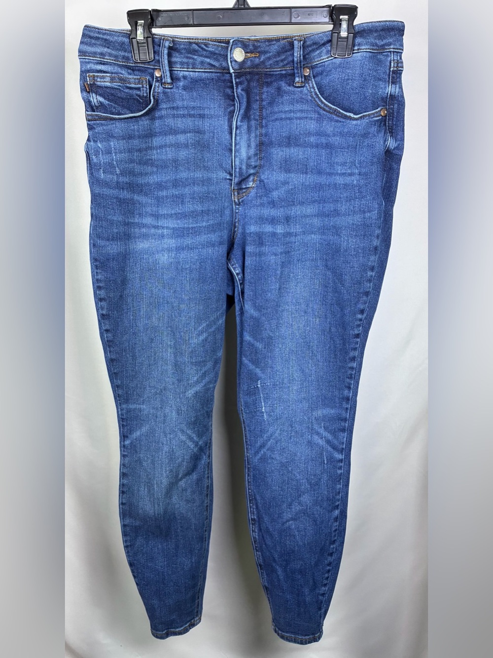 Judy Blue Women’s High Rise Skinny Jeans - Lightly Distressed Size 14W